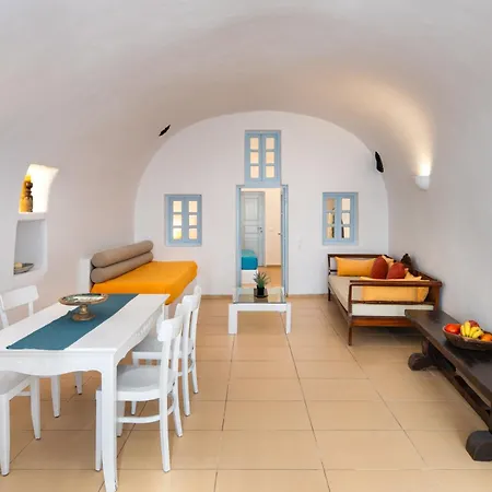 Rock Cave House * Ия